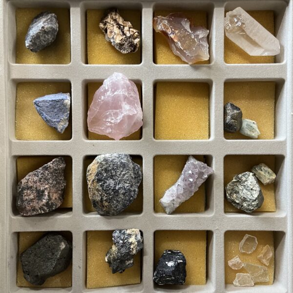 COLLEZIONE MINERALI