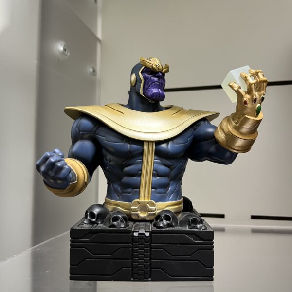 BUSTO THANOS MARVEL