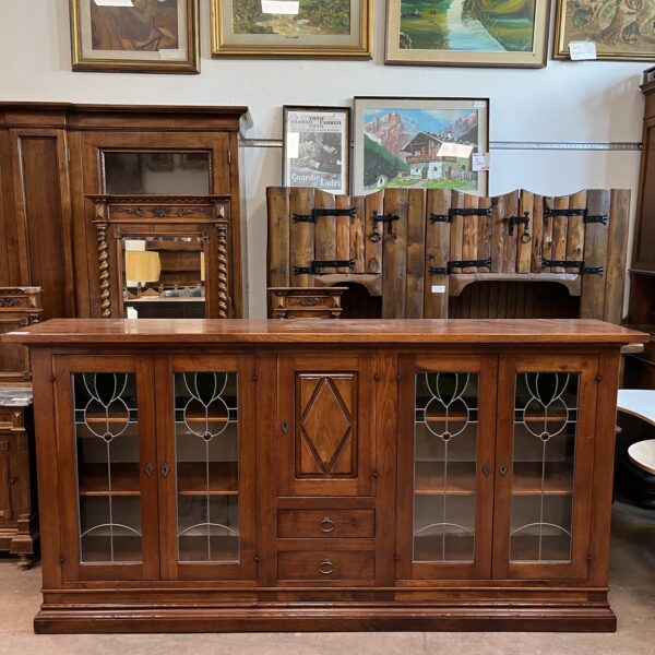 CREDENZA