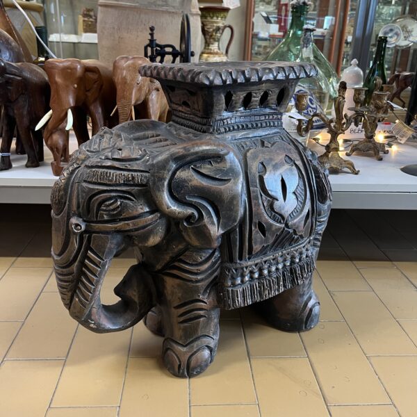 ELEFANTE POGGIAPIEDI