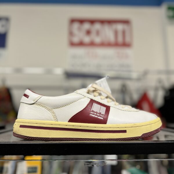 SNEAKERS PROJECT 101