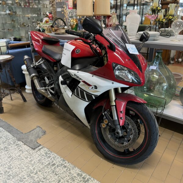 MOTO YAMAHA R1 2002