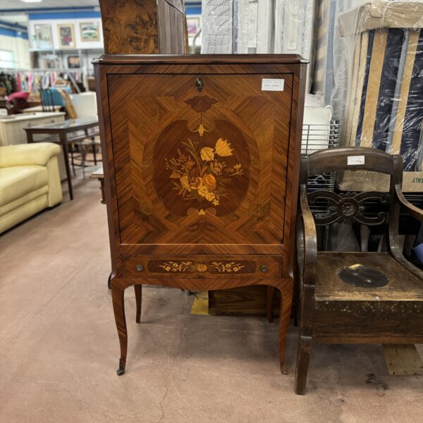 CREDENZA