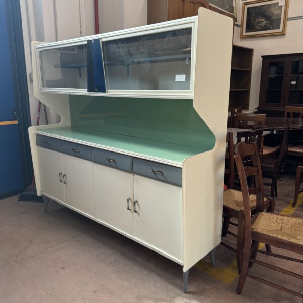 VETRINA VINTAGE