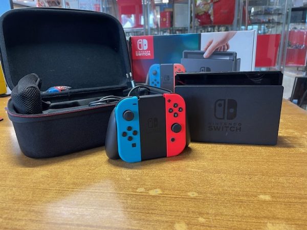 Play Station Switch + Acceessori E Scatola - immagine 3