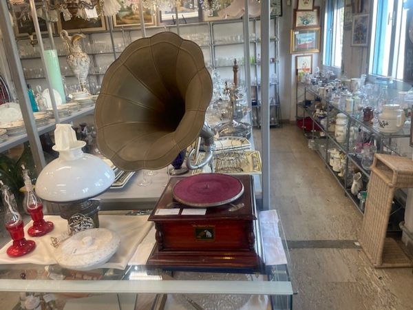 Grammofono Hi's Master Voice - immagine 3