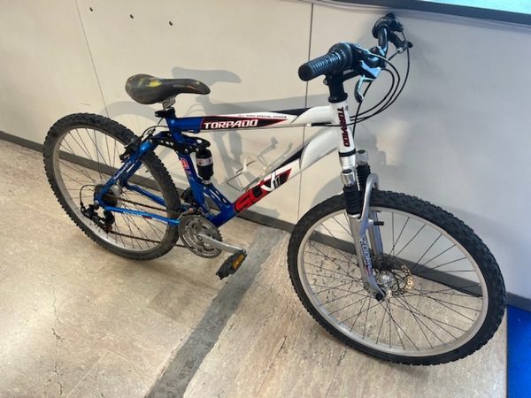 Bicicletta Mountain Bike Ragazzo Bianca Blu Marca Torpado - immagine 4