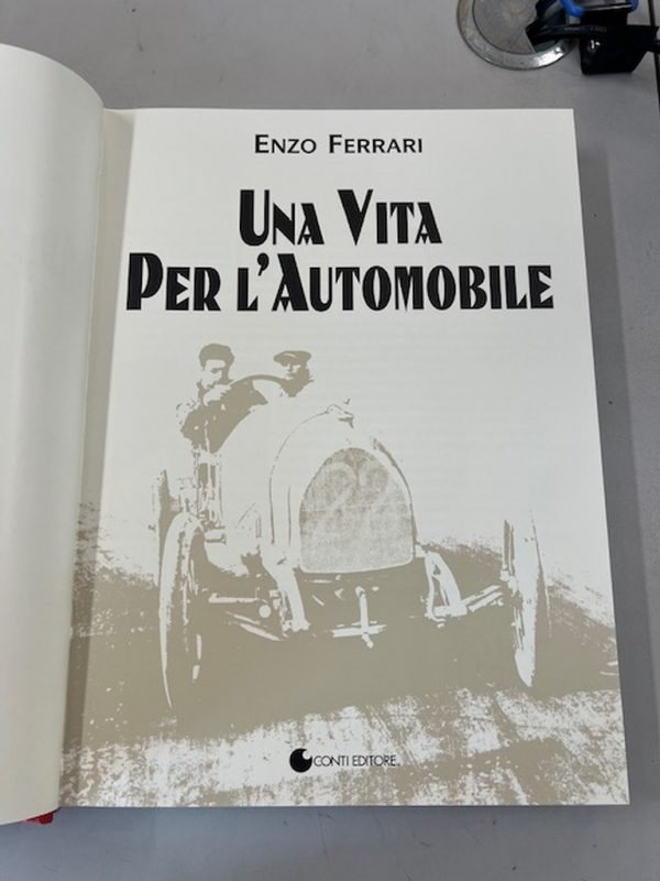 Libro Ferrari Una Vita Per L'automobile 100 Anni Enzo Ferrari - immagine 5