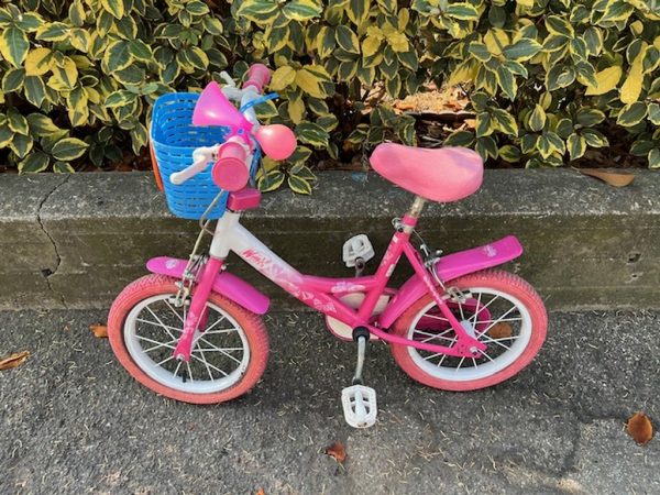 Bici Con Rotelle Fuxia Bianco Winx
