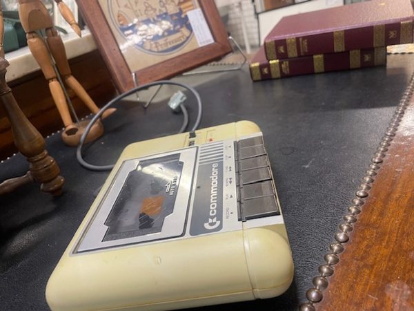 Registratore Commodore( Non è Stato Provato)