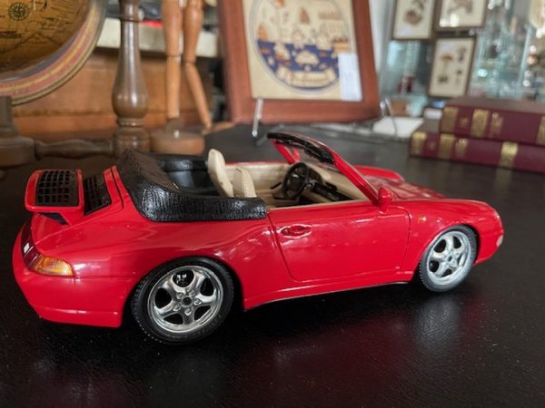 Modellino Burago 1/18 Porsche 911 - immagine 2