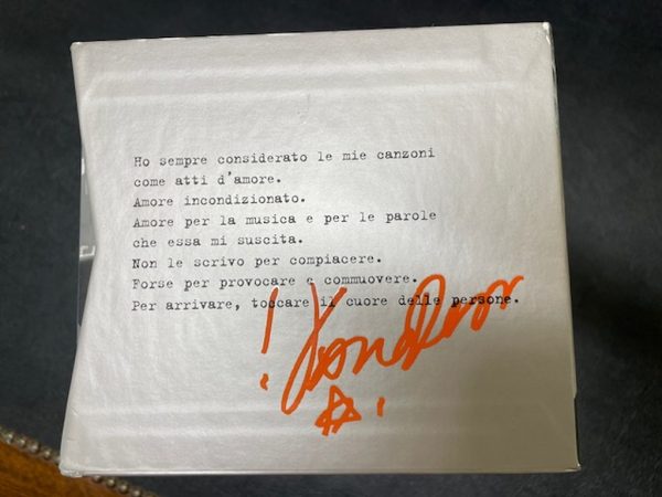 COFANETTO VASCO ROSSI - MANIFESTO 17 CD + 4 LIBRETTI - immagine 5