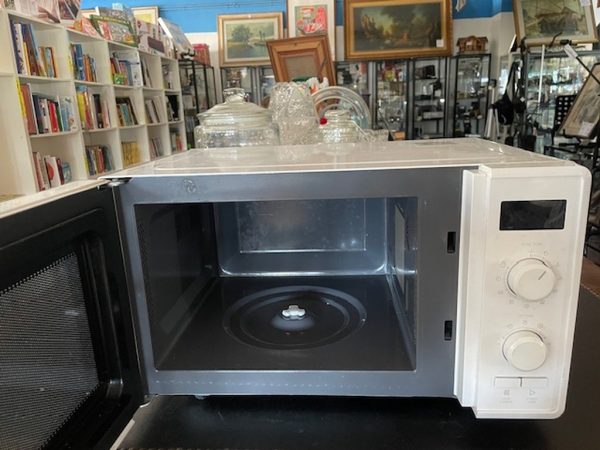 Microonde Bianco Toshiba - immagine 4