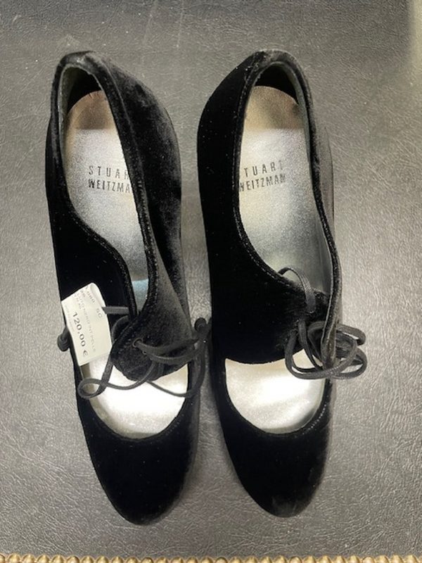 Decolletè In Velluto Nero Int Pelle Stuart Weitzman N 40