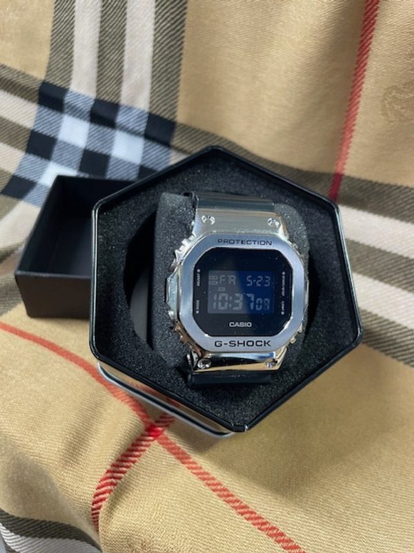 Orologio casio 3229 GM-5600 g shock