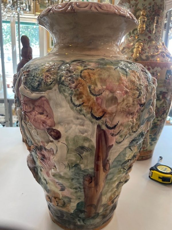 Vaso Grande Basso Rilievo Colorato Alberi Scena Greca - immagine 4