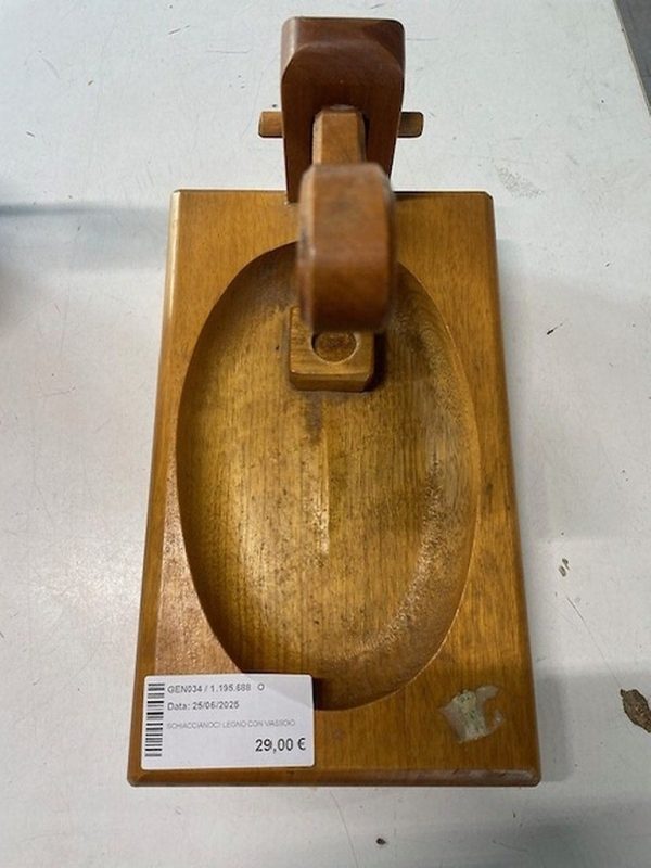 Schiaccianoci Legno Con Vassoio
