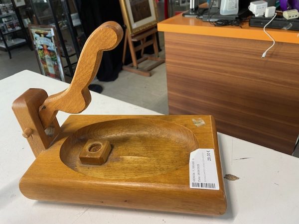Schiaccianoci Legno Con Vassoio - immagine 2