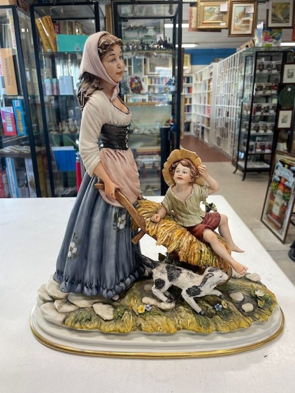 Statua Capodimonte Donna Bimbo Cariola Cane - immagine 2