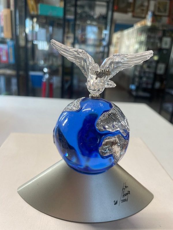 Globo Blu Con Colomba Trasp Swarovski - immagine 2