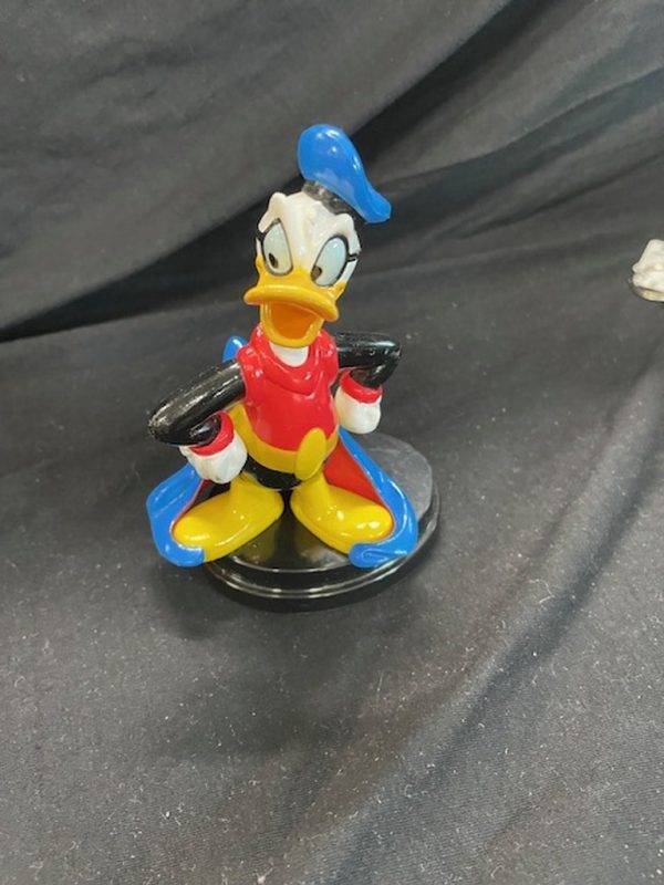 Personaggio Disney Con Piedistallo - immagine 4