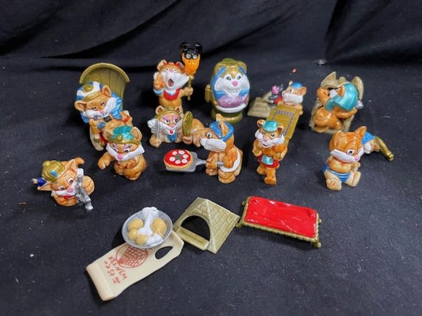 Collezione Completa Gatti Kinder