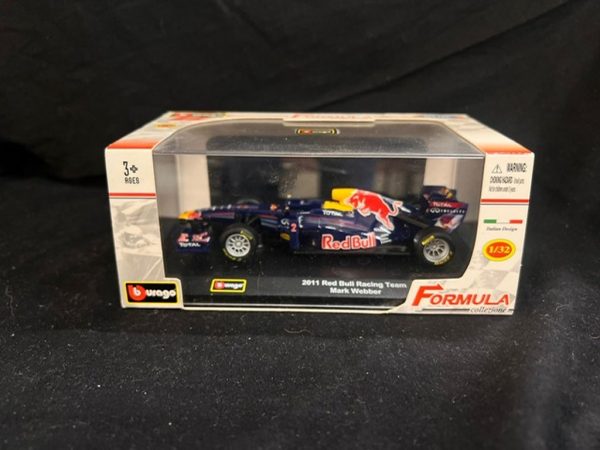Modellino Auto Red Bull Racing 2011 - immagine 2