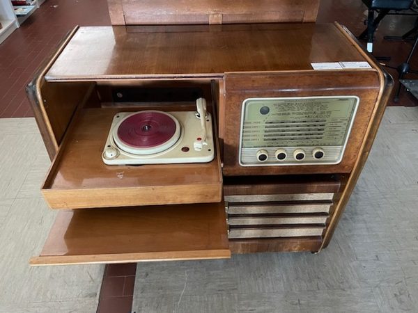Mobile Radio Legno Chiaro