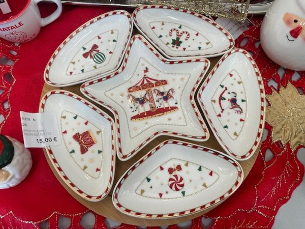 Set Aperitivo Supporto Legno Piattini Bianco Disegni Natale 7pz