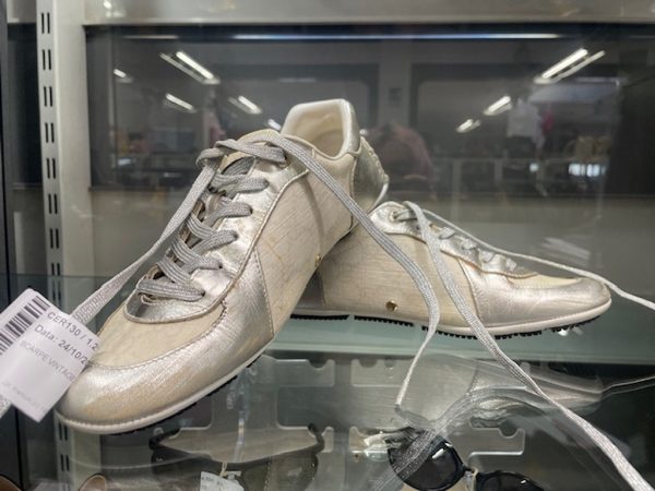 Scarpe Vintage Gucci Bianche 37 - immagine 3